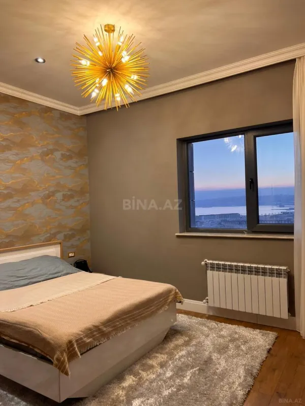Kirayə verilir 3 otaqlı mənzil 157 m²