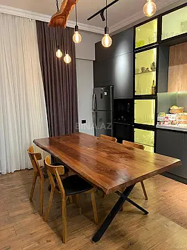 Kirayə verilir 3 otaqlı mənzil 157 m²