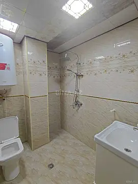 Satılır 2 otaqlı mənzil 57 m²