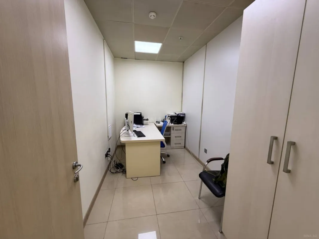 Kirayə verilir 5 otaqlı ofis 200 m²