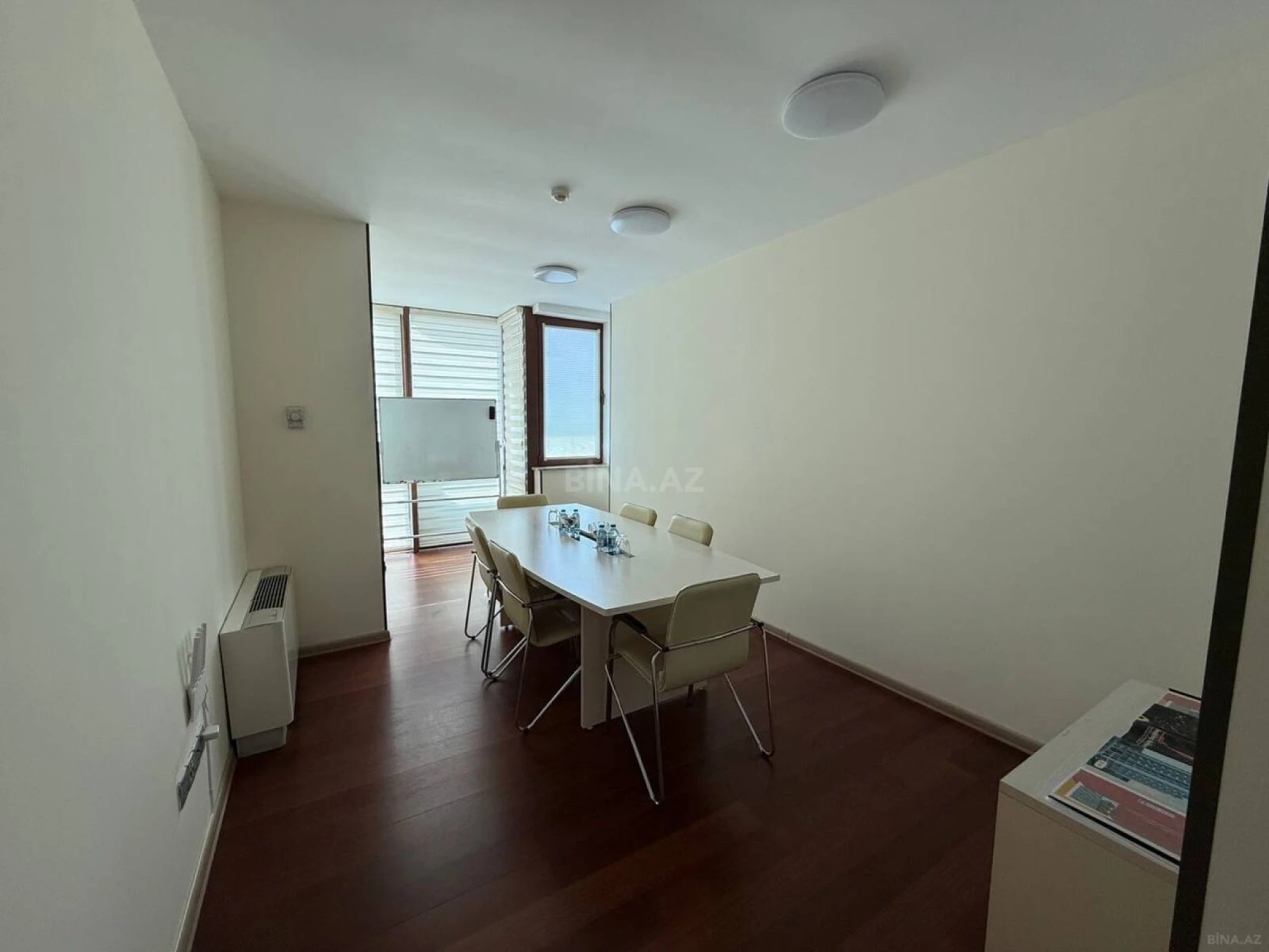 Kirayə verilir 5 otaqlı ofis 200 m²