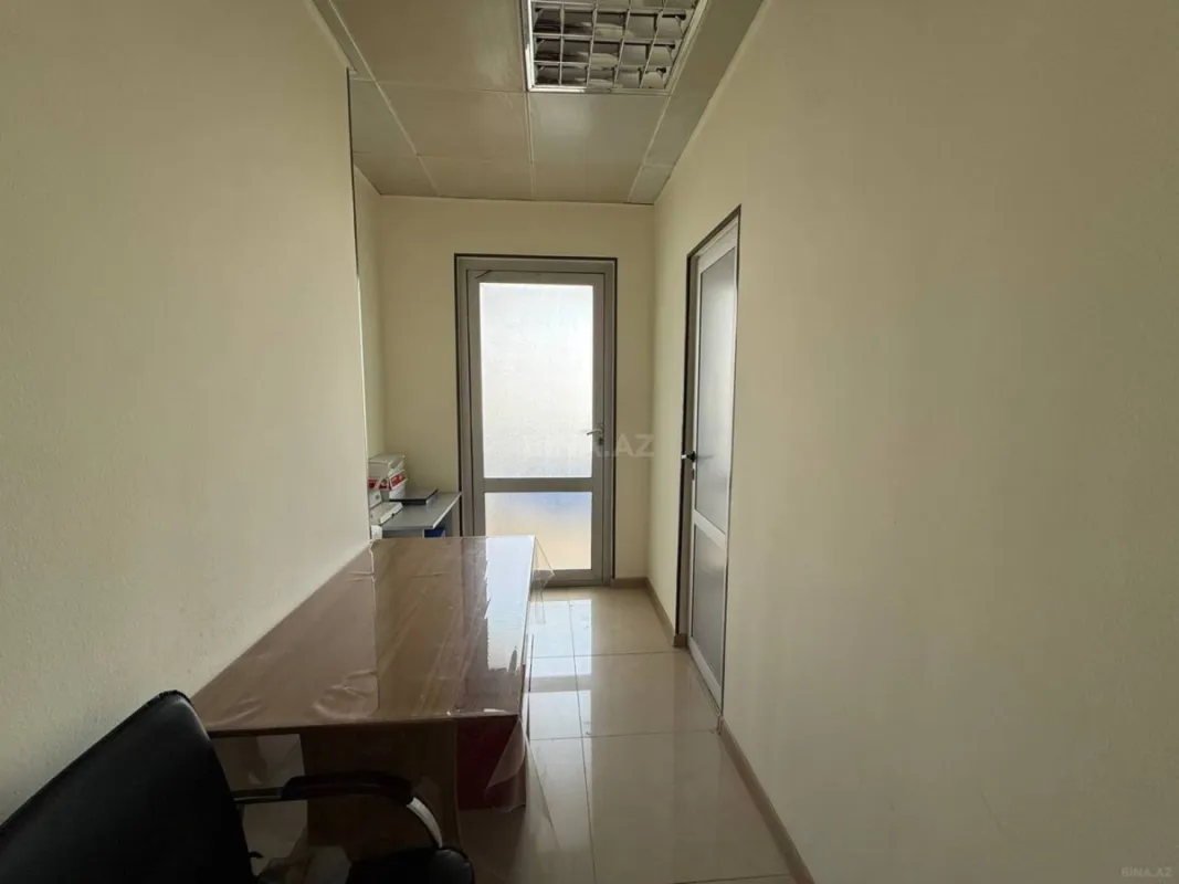 Kirayə verilir 5 otaqlı ofis 200 m²