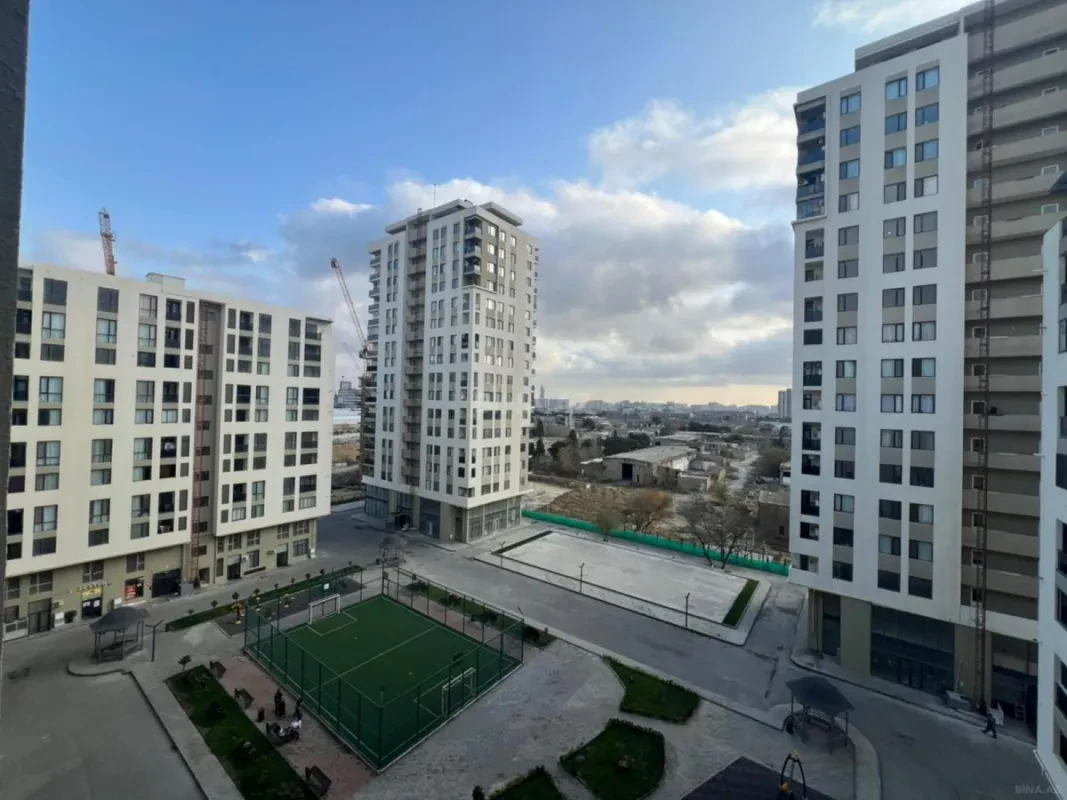 Satılır 2 otaqlı mənzil 82.1 m²