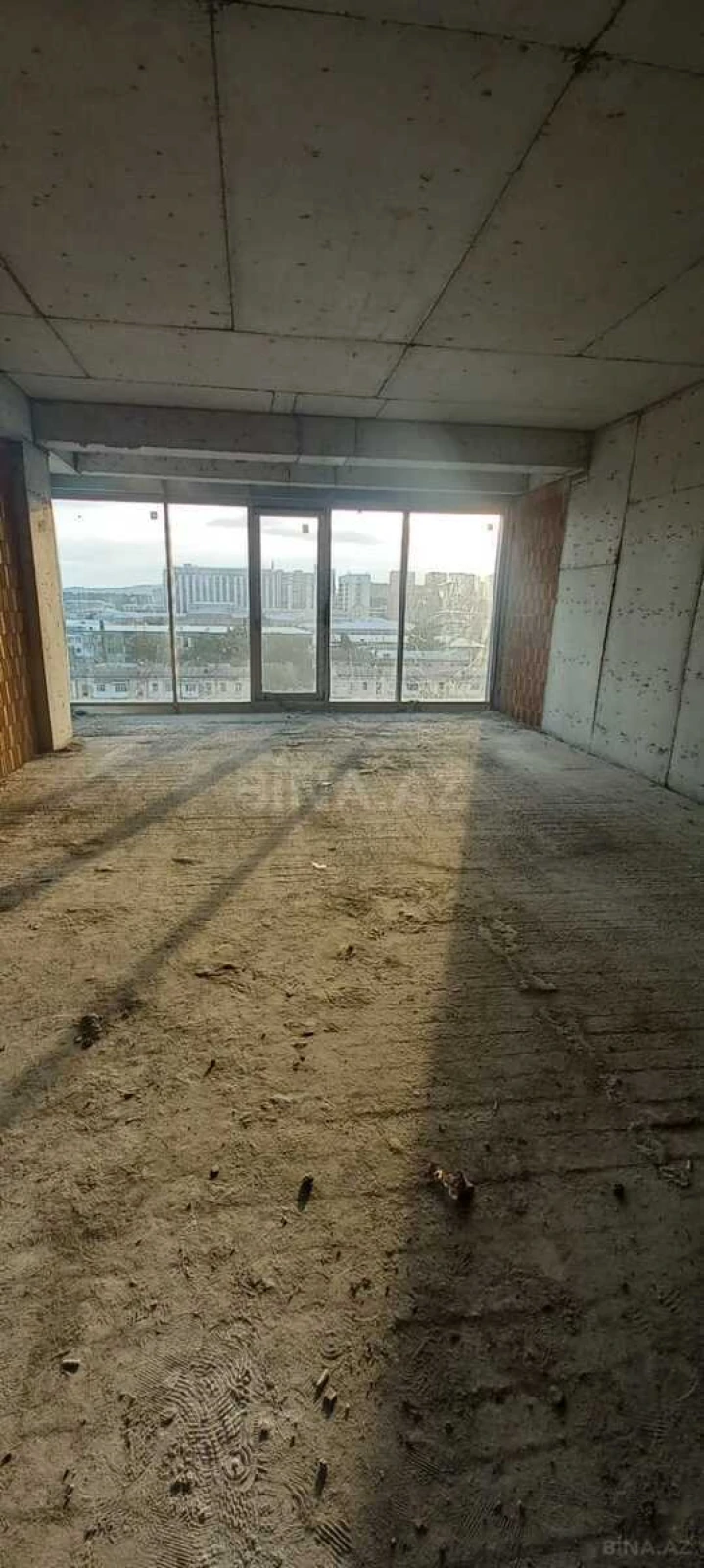 Satılır 3 otaqlı mənzil 127 m²