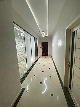 Kirayə verilir 3 otaqlı mənzil 145 m²