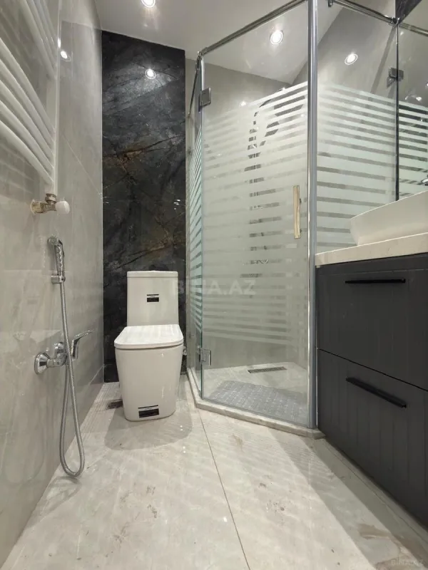 Satılır 2 otaqlı mənzil 60 m²