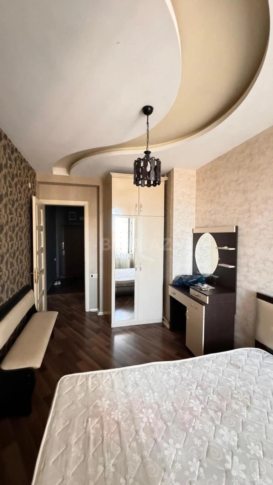 Kirayə verilir 2 otaqlı mənzil 70 m²