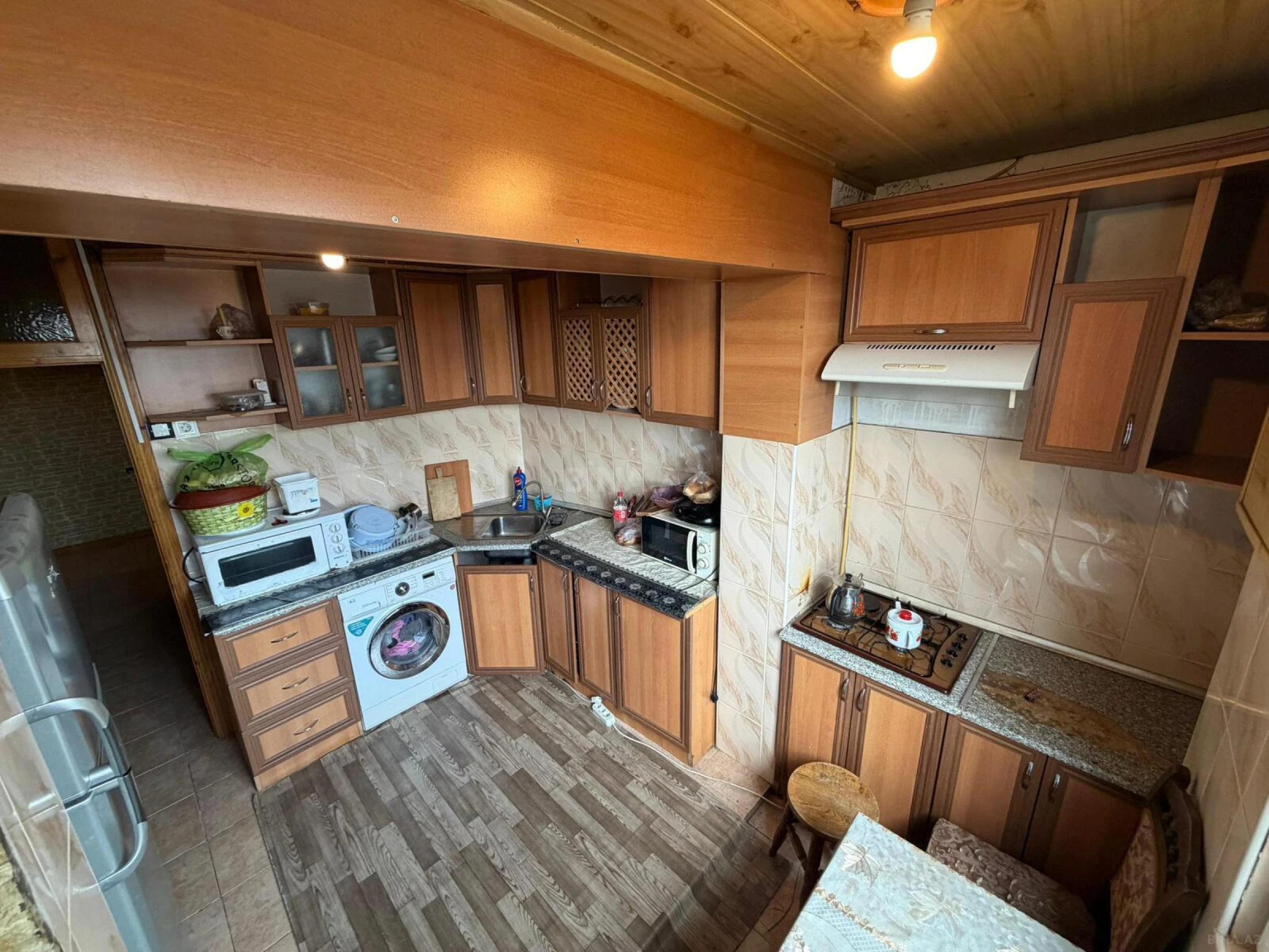 Satılır 5 otaqlı mənzil 120 m²