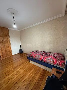 Satılır 5 otaqlı mənzil 120 m²