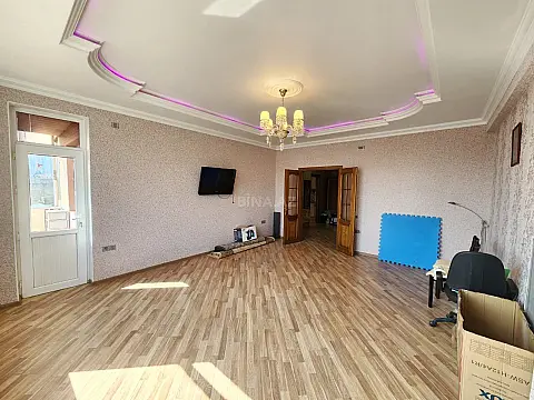 Kirayə verilir 2 otaqlı mənzil 100 m²