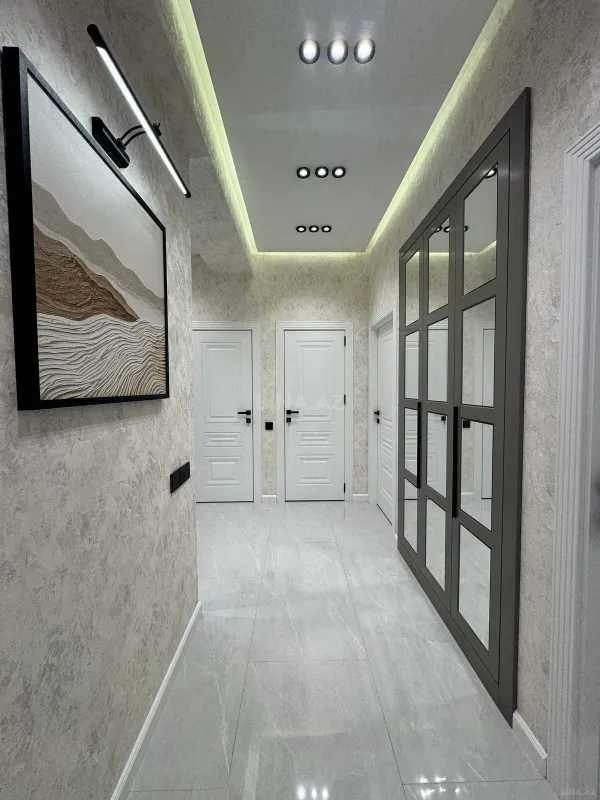 Satılır 3 otaqlı mənzil 91 m²