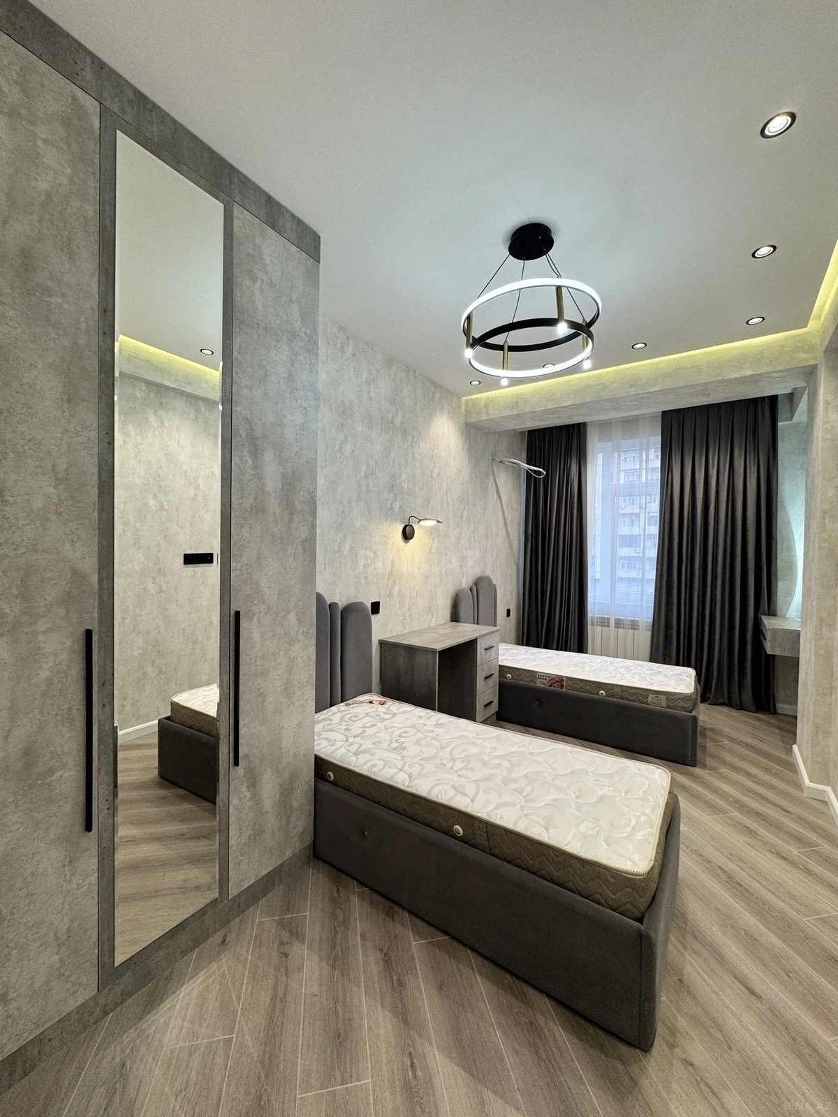 Satılır 3 otaqlı mənzil 91 m²