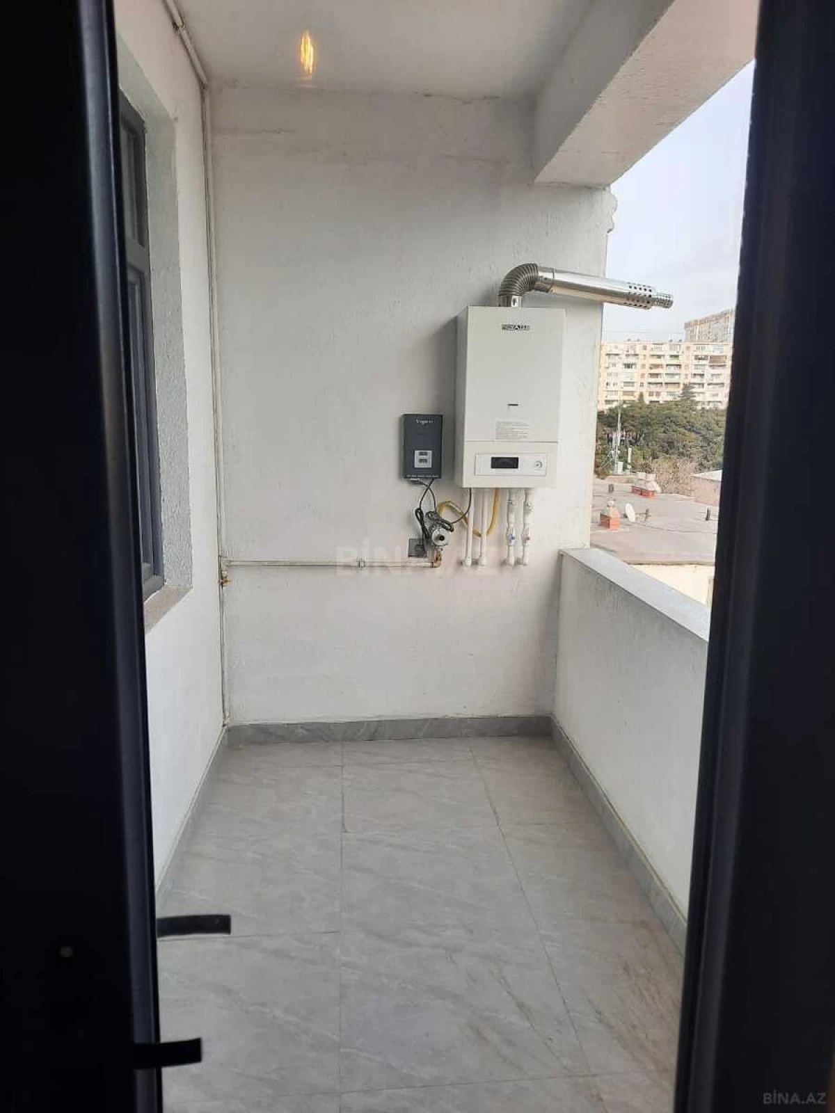 Satılır 2 otaqlı mənzil 85 m²