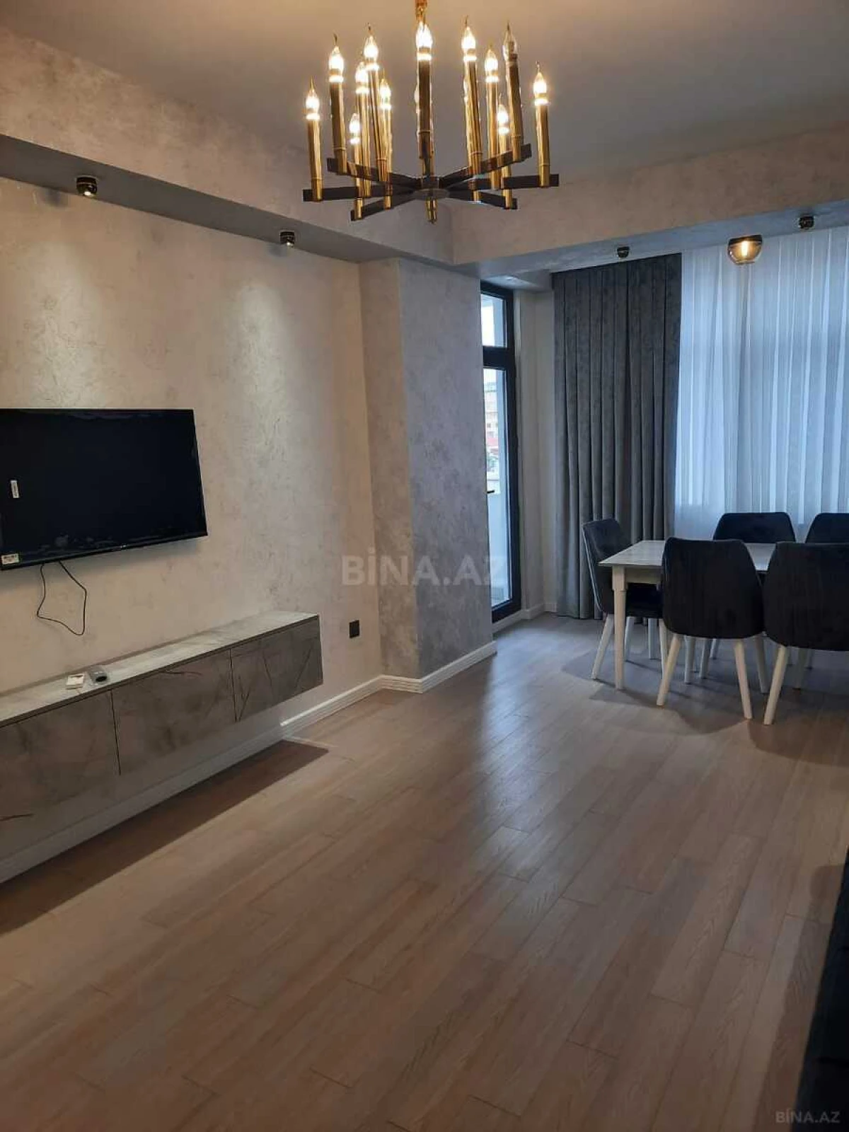 Satılır 2 otaqlı mənzil 85 m²