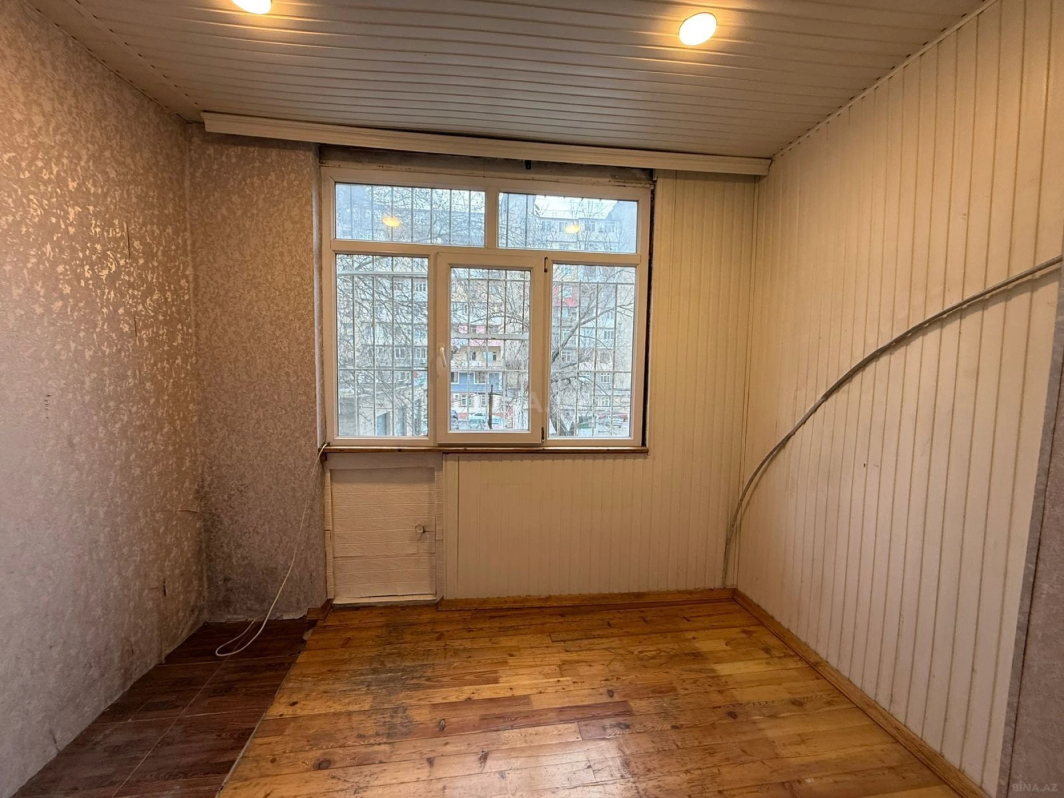 Satılır 2 otaqlı mənzil 45 m²