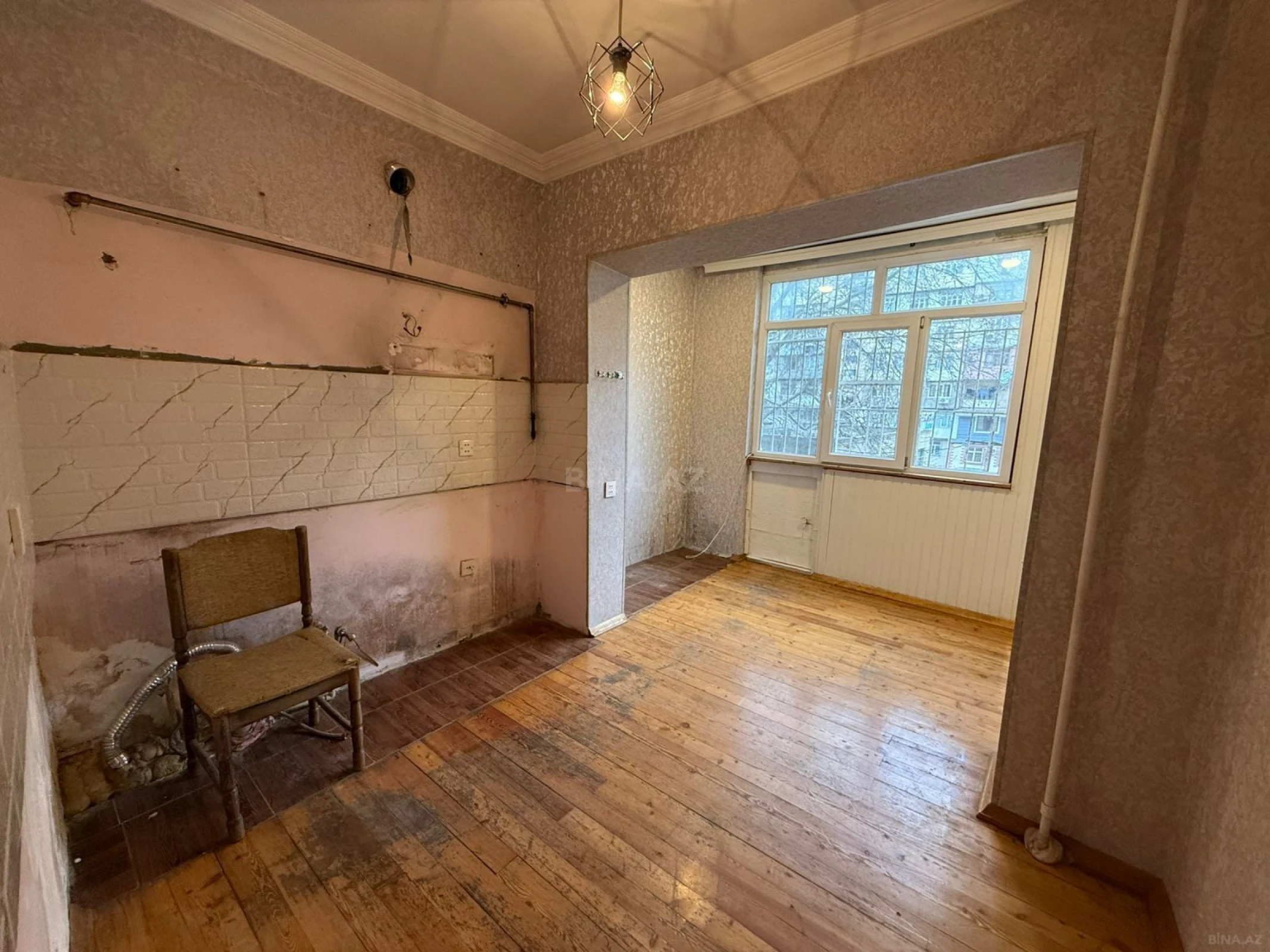 Satılır 2 otaqlı mənzil 45 m²