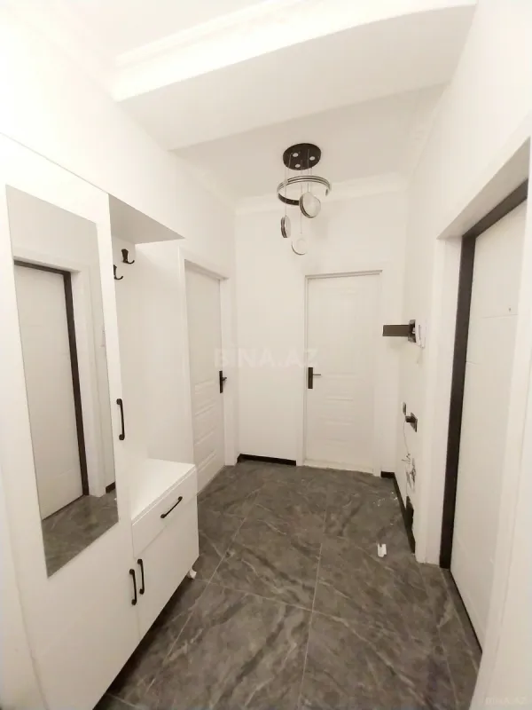Kirayə verilir 2 otaqlı mənzil 75 m²