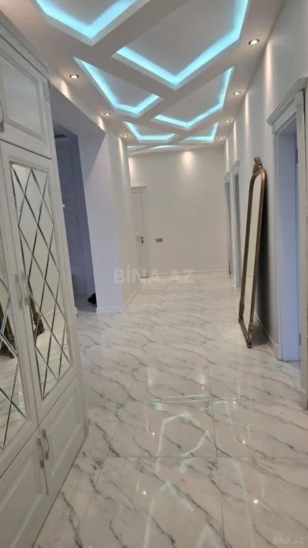 Satılır 4 otaqlı həyət evi 125 m²