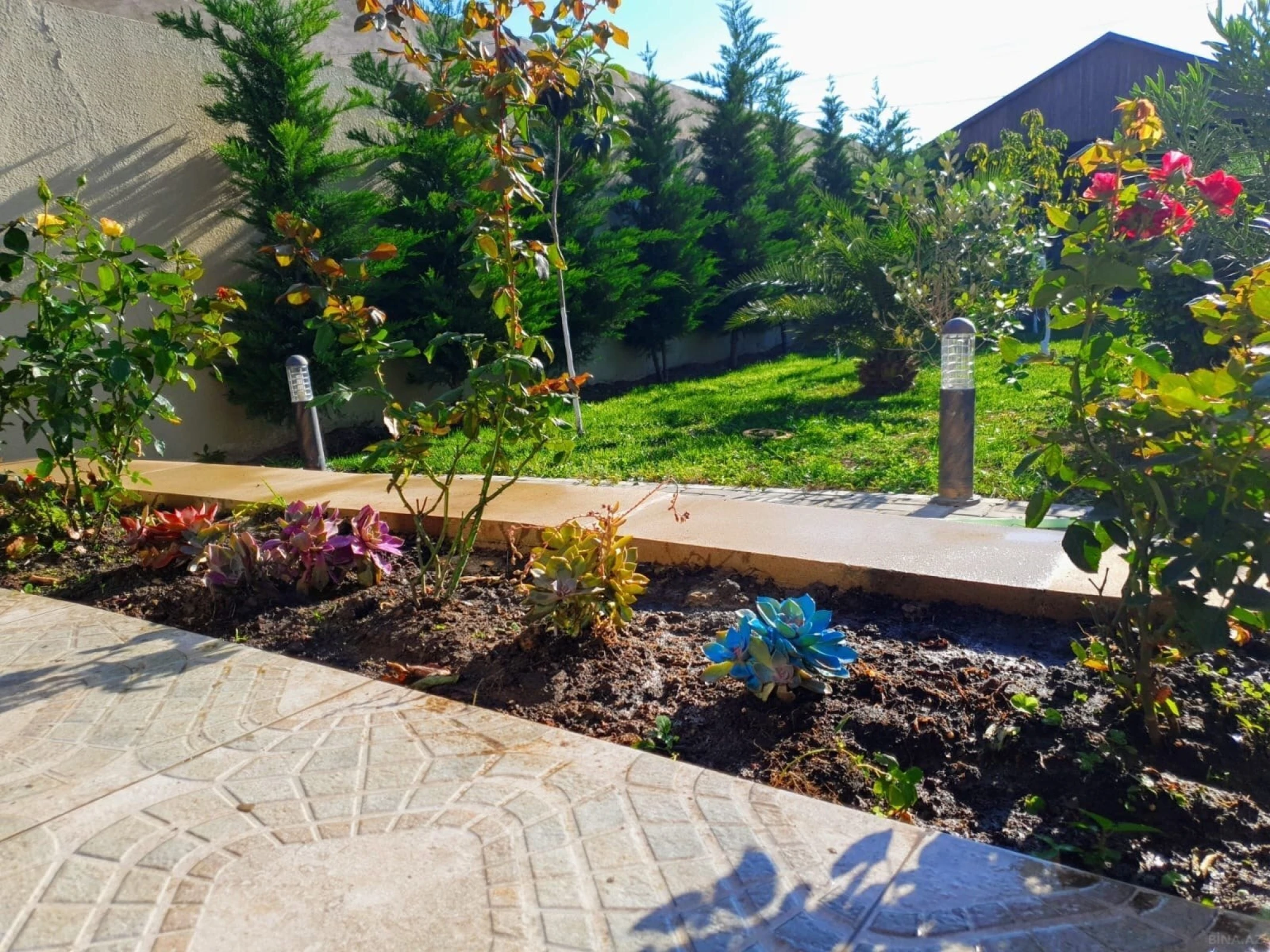 Satılır 4 otaqlı həyət evi 125 m²