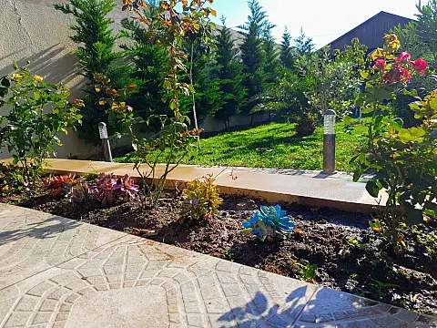 Satılır 4 otaqlı həyət evi 125 m²