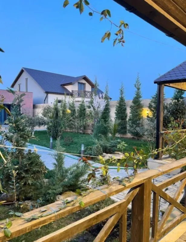 Satılır 4 otaqlı həyət evi 125 m²