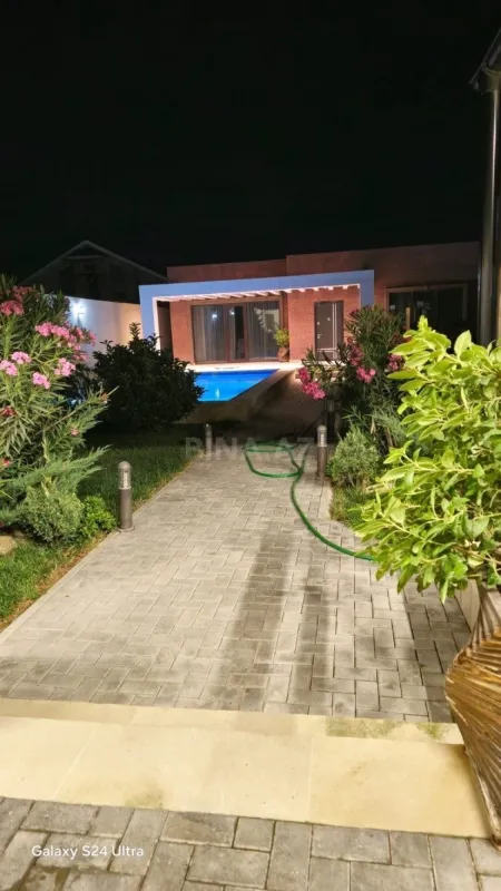 Satılır 4 otaqlı həyət evi 125 m²