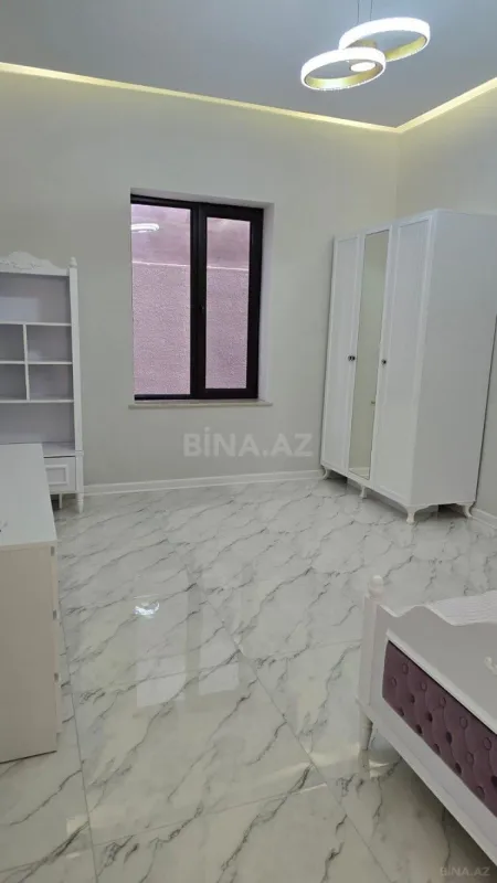 Satılır 4 otaqlı həyət evi 125 m²