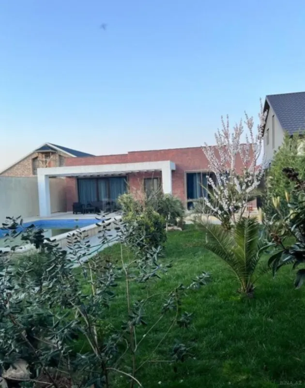 Satılır 4 otaqlı həyət evi 125 m²