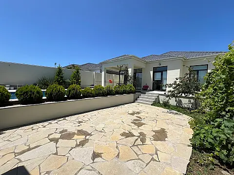 Satılır 3 otaqlı həyət evi 100 m²