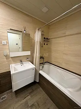 Kirayə verilir 2 otaqlı mənzil 70 m²