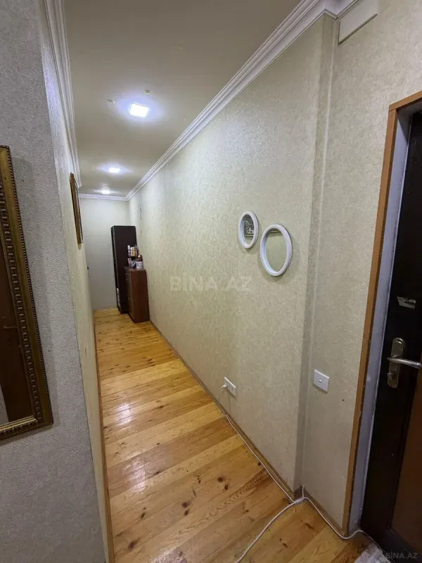 Satılır 2 otaqlı mənzil 80 m²