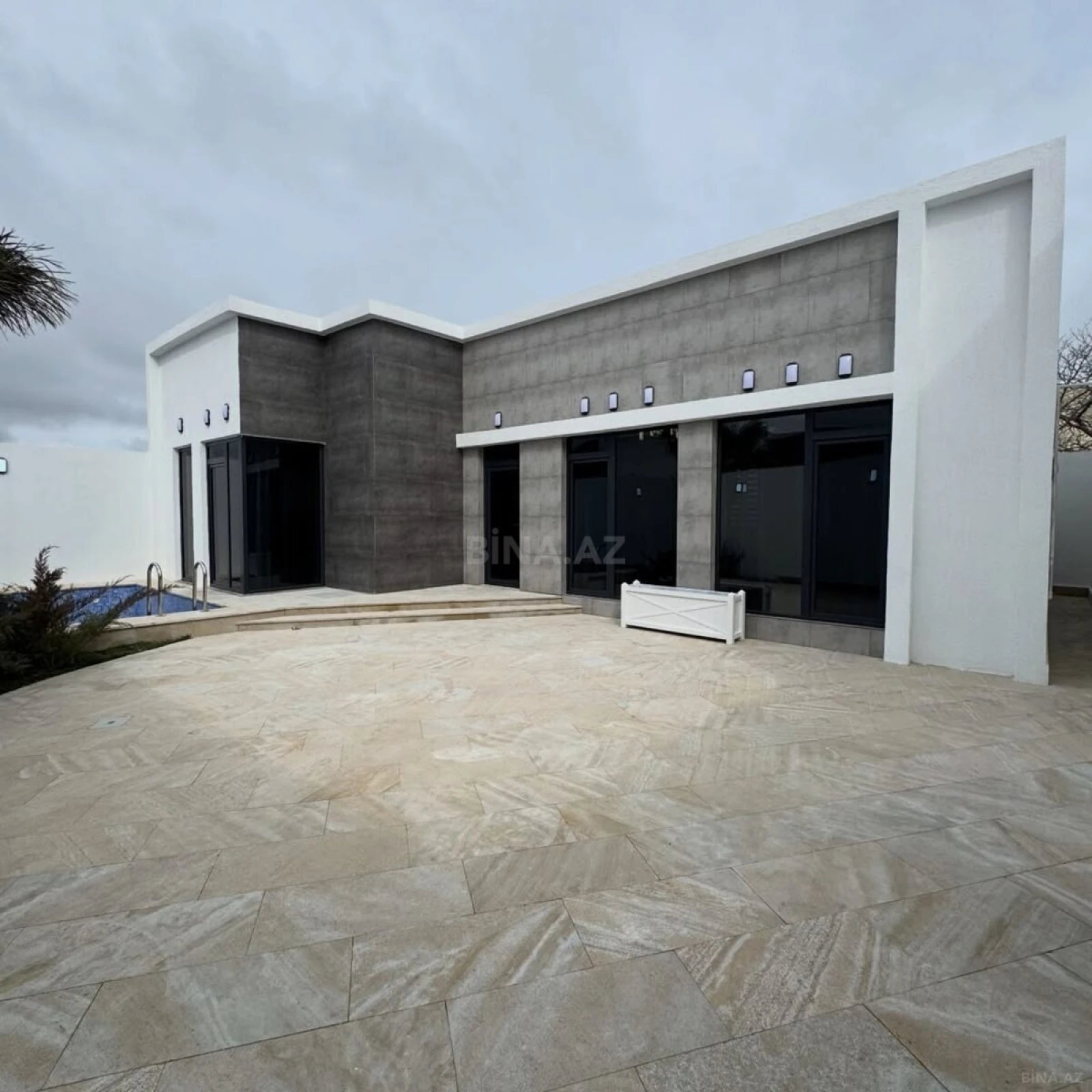 Satılır 4 otaqlı həyət evi 120 m²