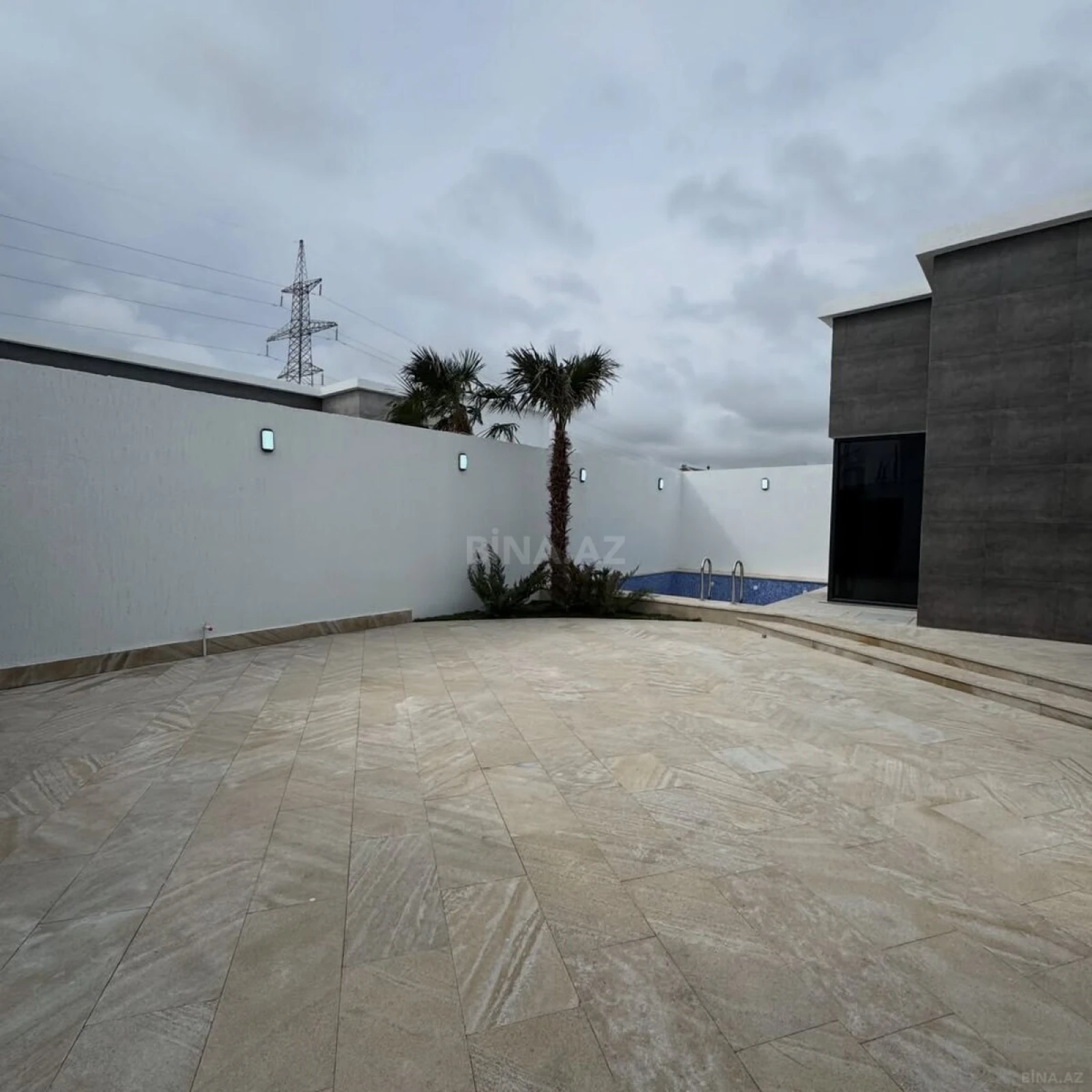 Satılır 4 otaqlı həyət evi 120 m²