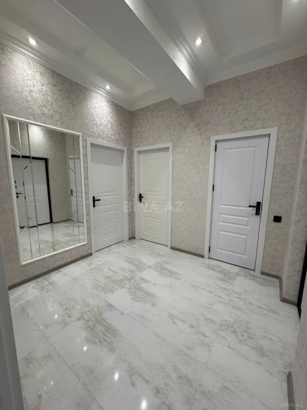 Satılır 2 otaqlı mənzil 63 m²