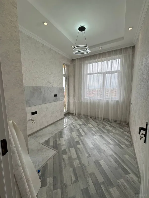 Satılır 2 otaqlı mənzil 63 m²