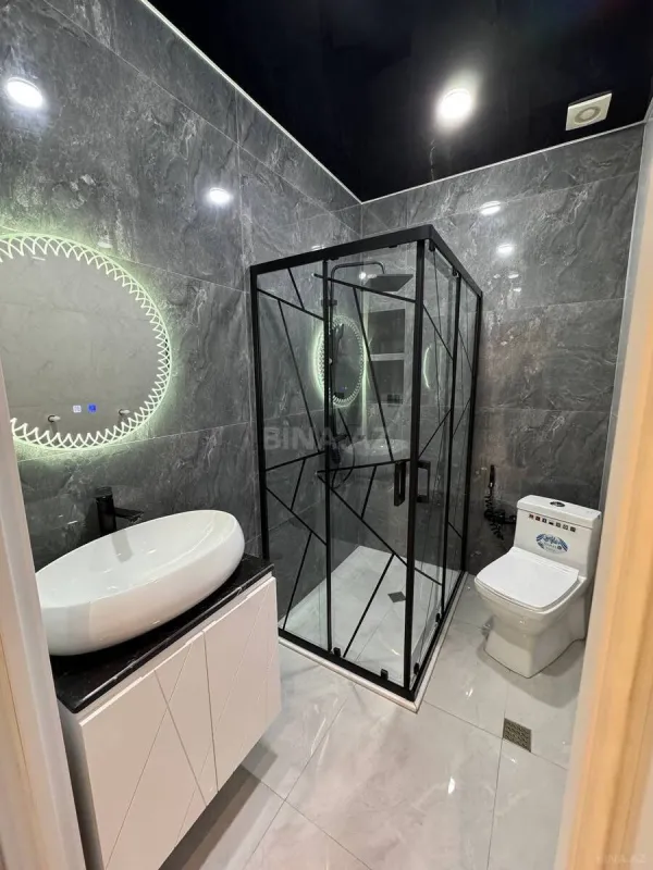 Satılır 2 otaqlı mənzil 63 m²