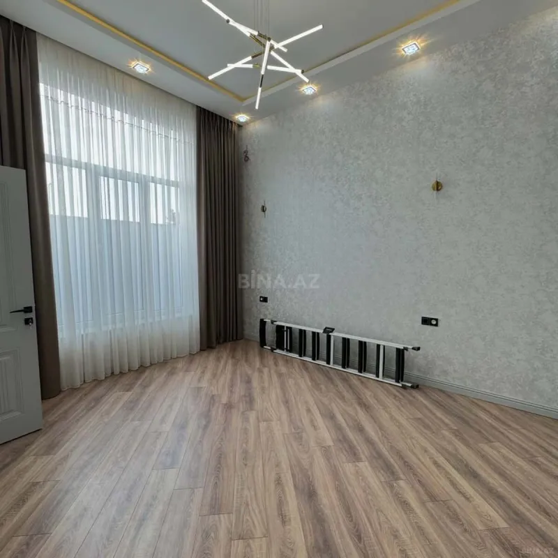 Satılır 4 otaqlı həyət evi 170 m²