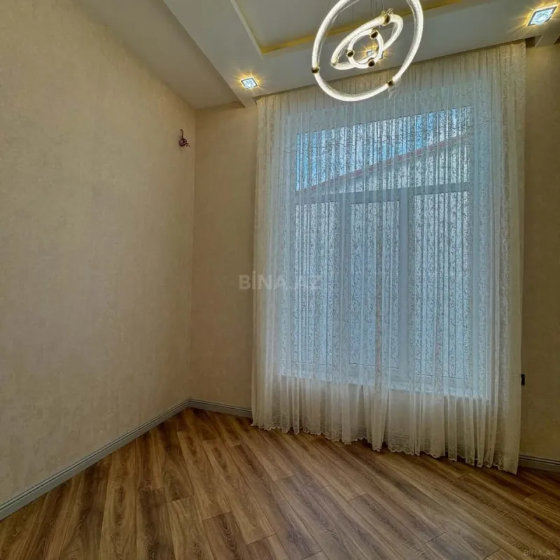 Satılır 4 otaqlı həyət evi 170 m²