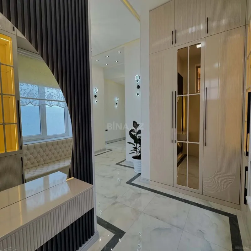 Satılır 4 otaqlı həyət evi 170 m²