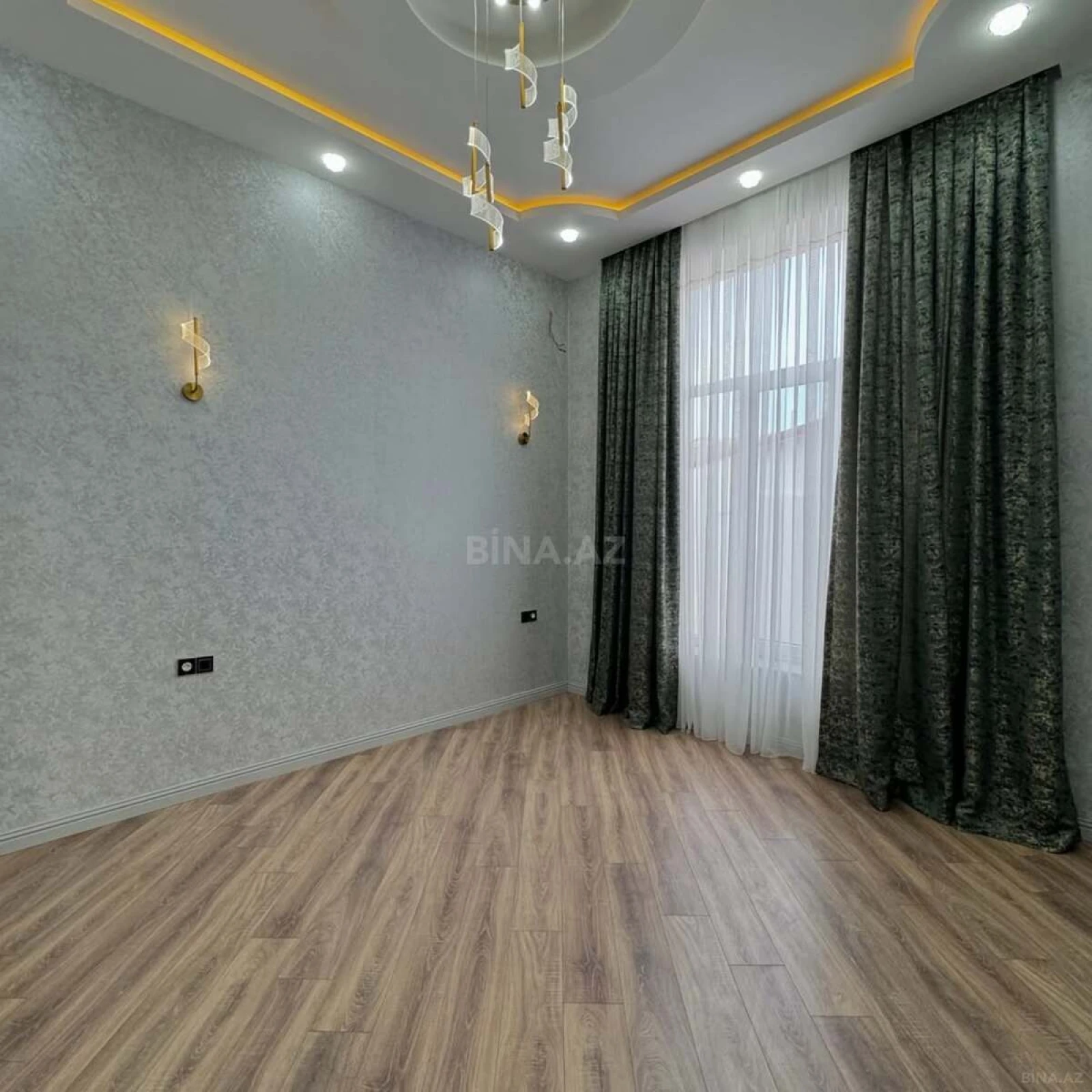 Satılır 4 otaqlı həyət evi 170 m²
