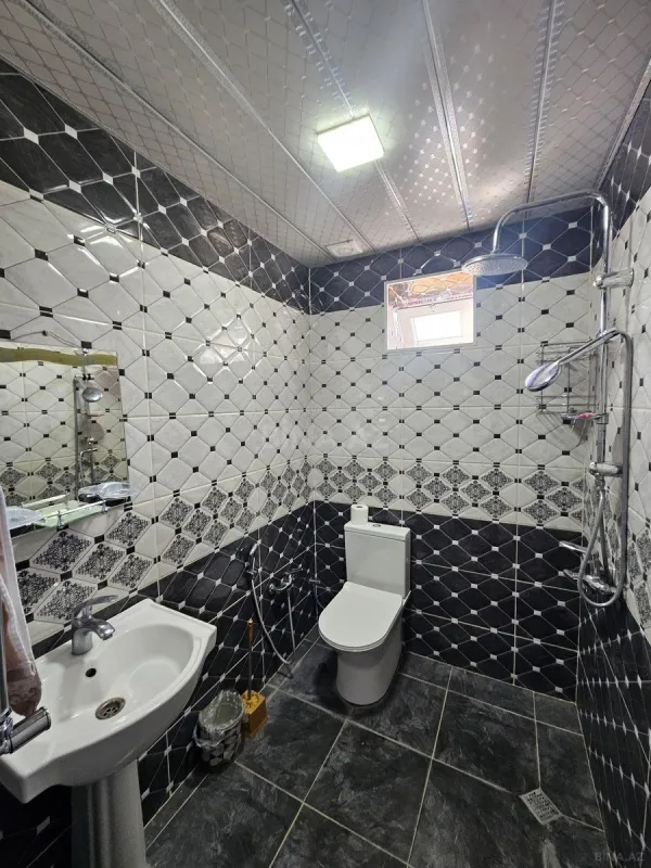 Kirayə verilir 5 otaqlı həyət evi 300 m²