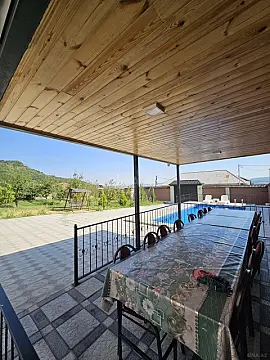 Kirayə verilir 5 otaqlı həyət evi 300 m²