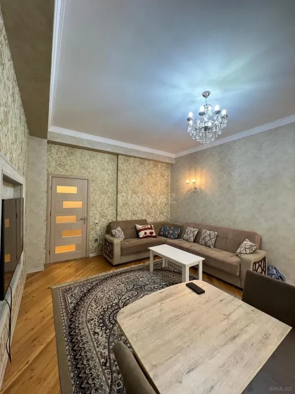 Kirayə verilir 1 otaqlı mənzil 60 m²
