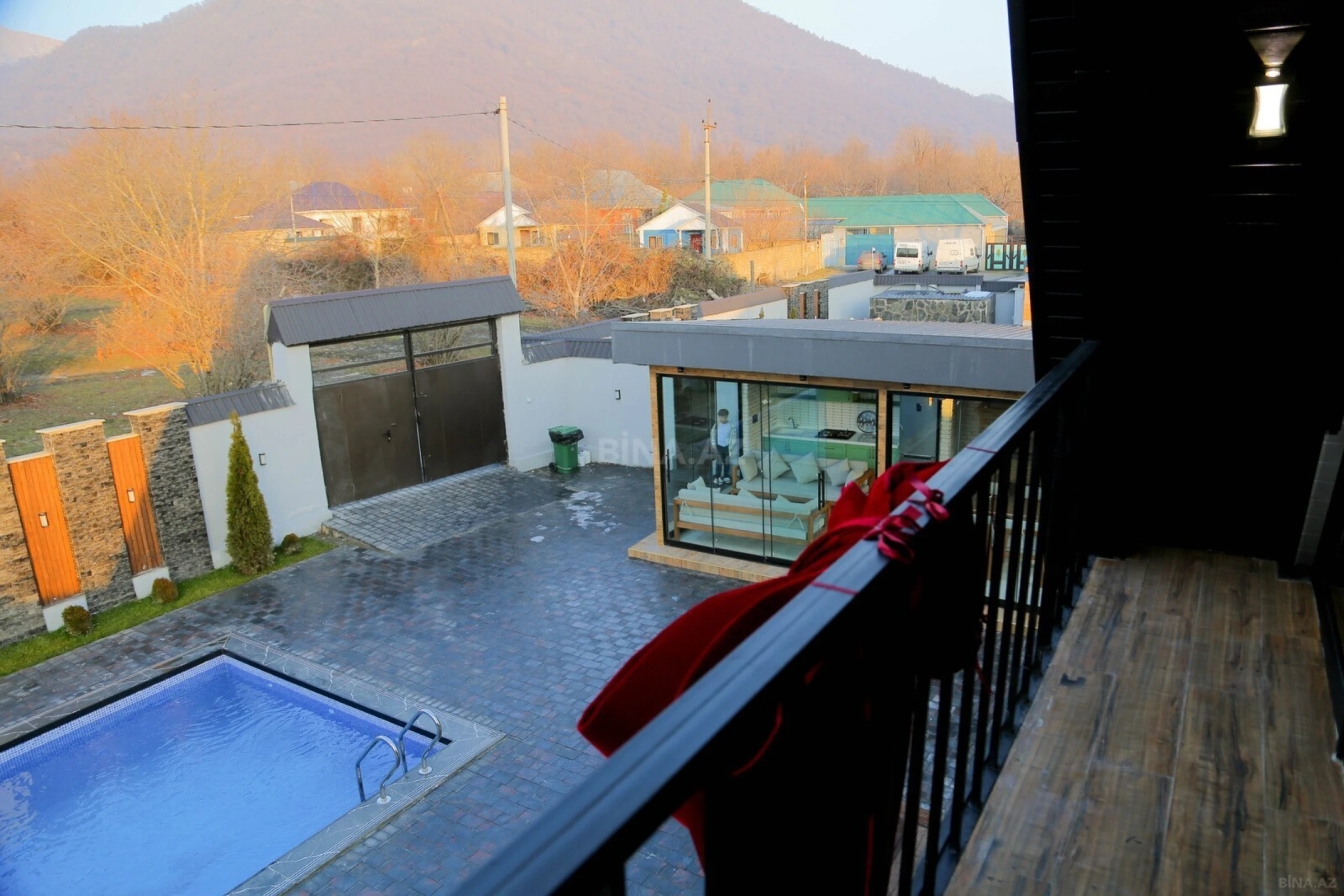 Kirayə verilir 3 otaqlı həyət evi 120 m²