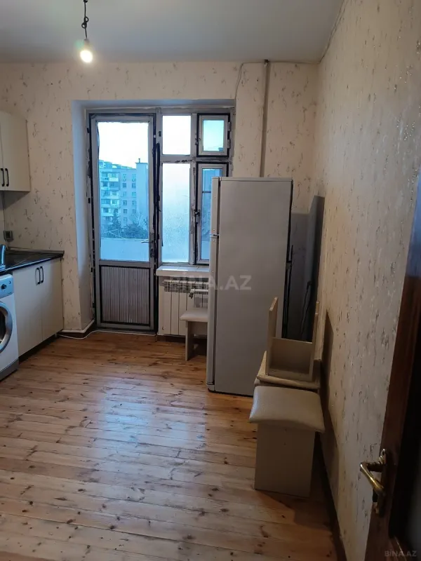Kirayə verilir 3 otaqlı mənzil 80 m²