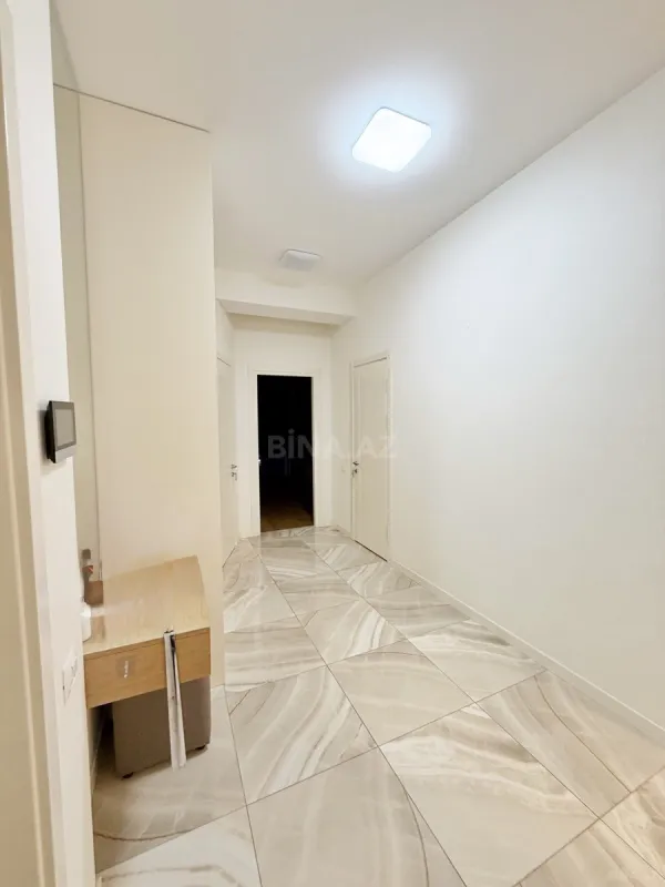Satılır 2 otaqlı mənzil 100 m²