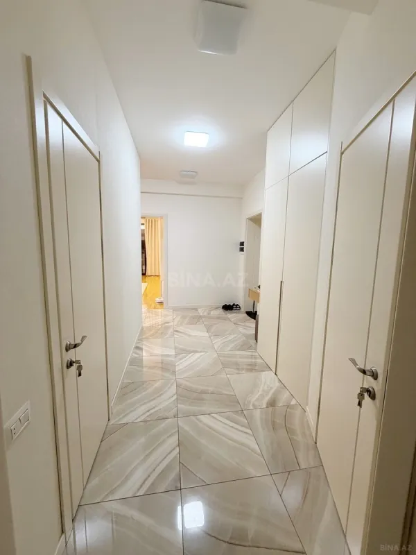 Satılır 2 otaqlı mənzil 100 m²