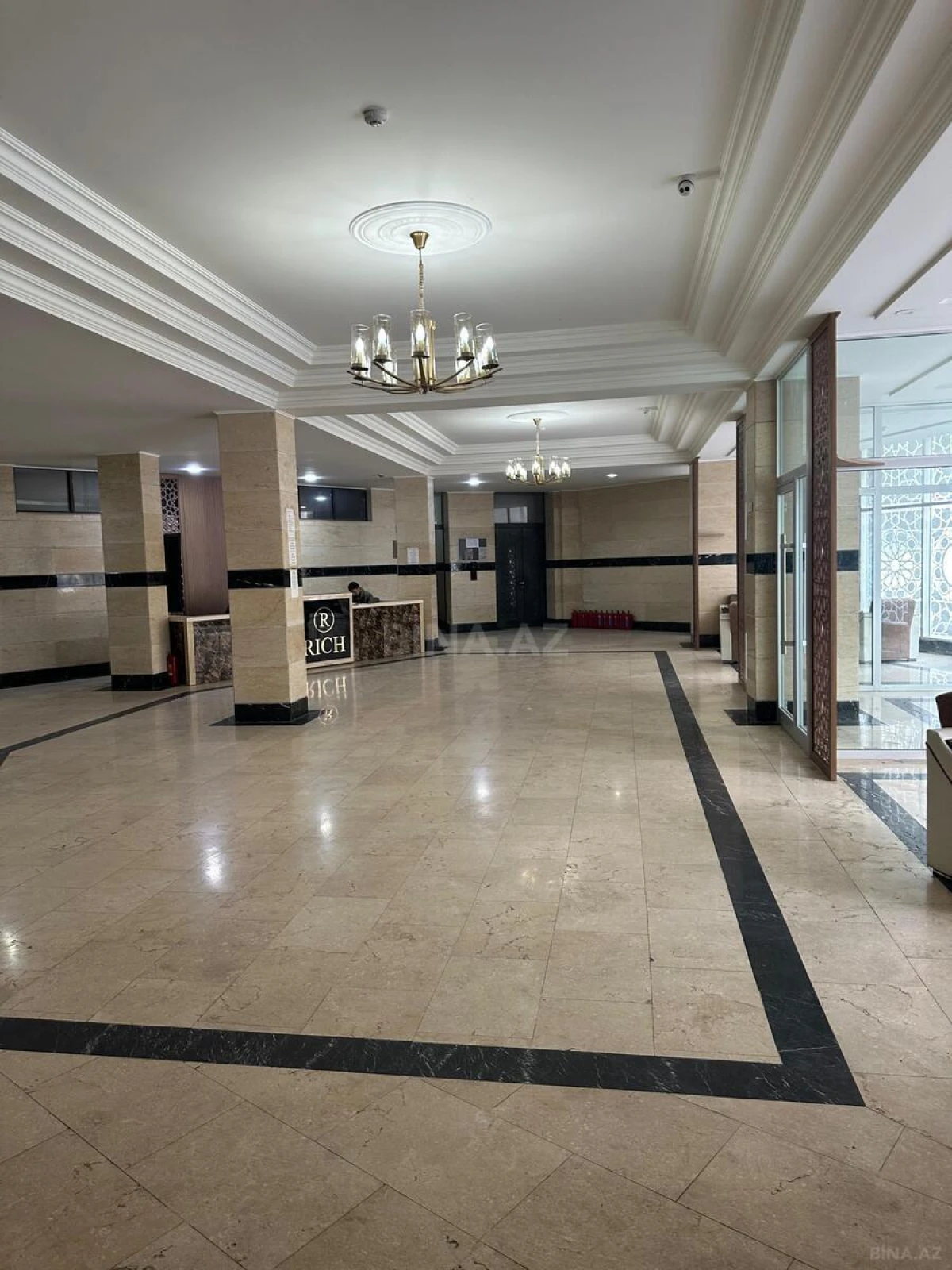 Satılır 2 otaqlı mənzil 100 m²