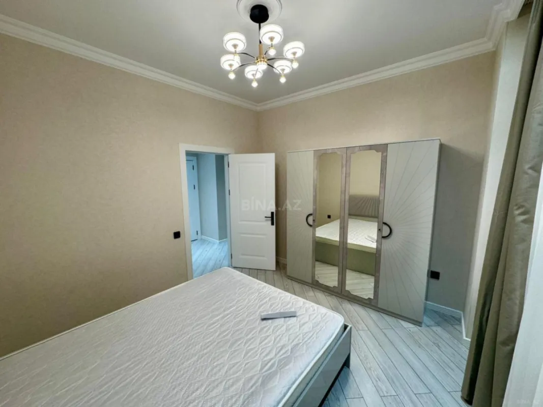 Satılır 2 otaqlı mənzil 90 m²