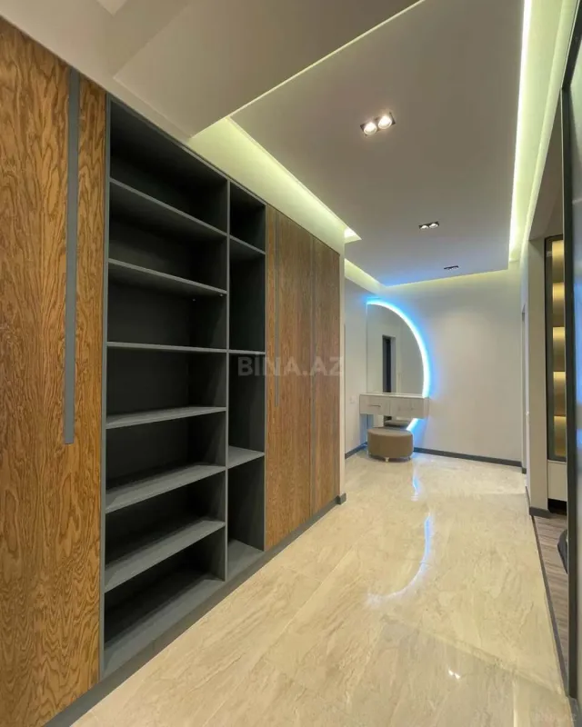 Kirayə verilir 2 otaqlı mənzil 90 m²